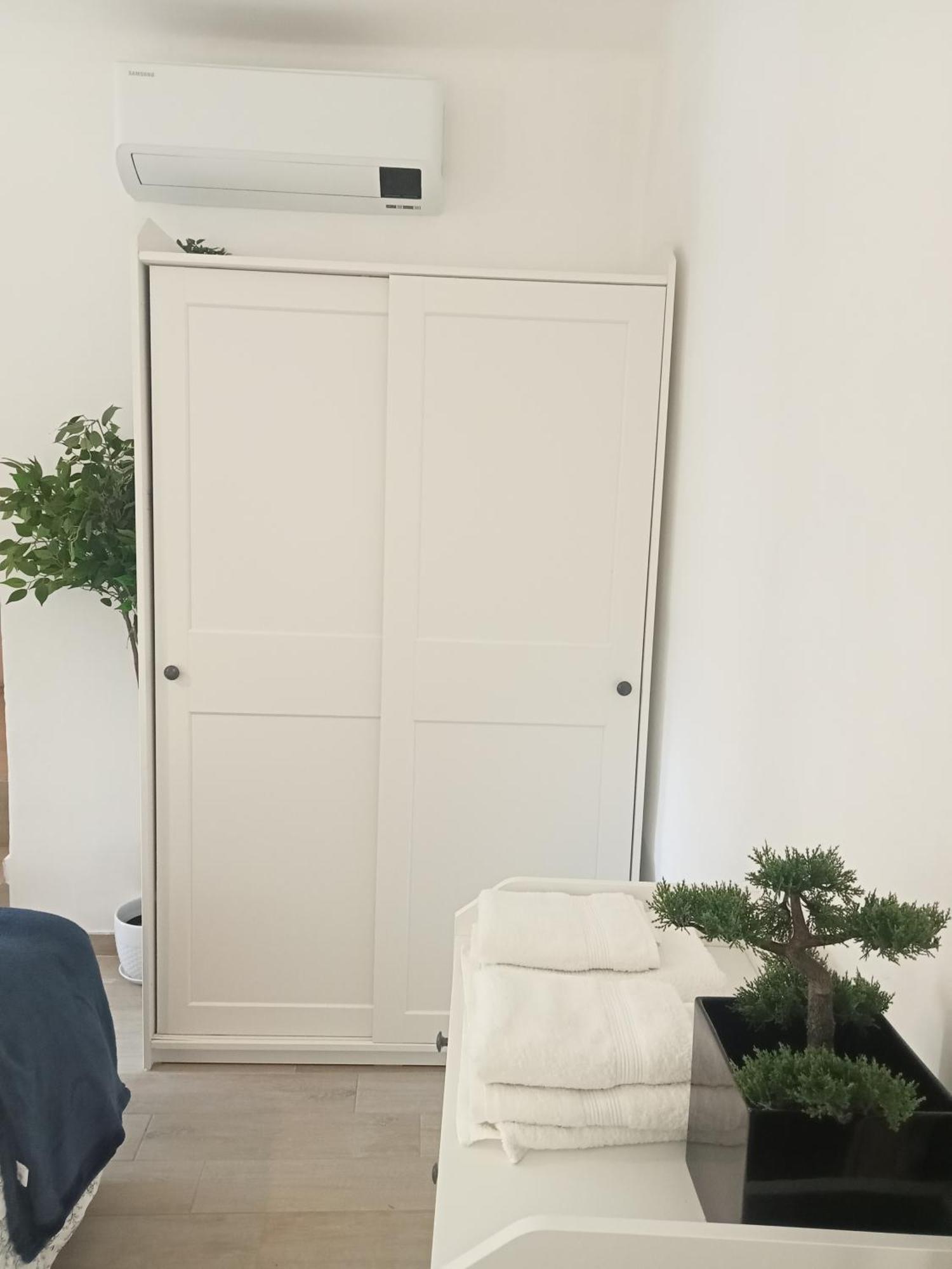 דירות דולצ'אקווה Casa Eva מראה חיצוני תמונה
