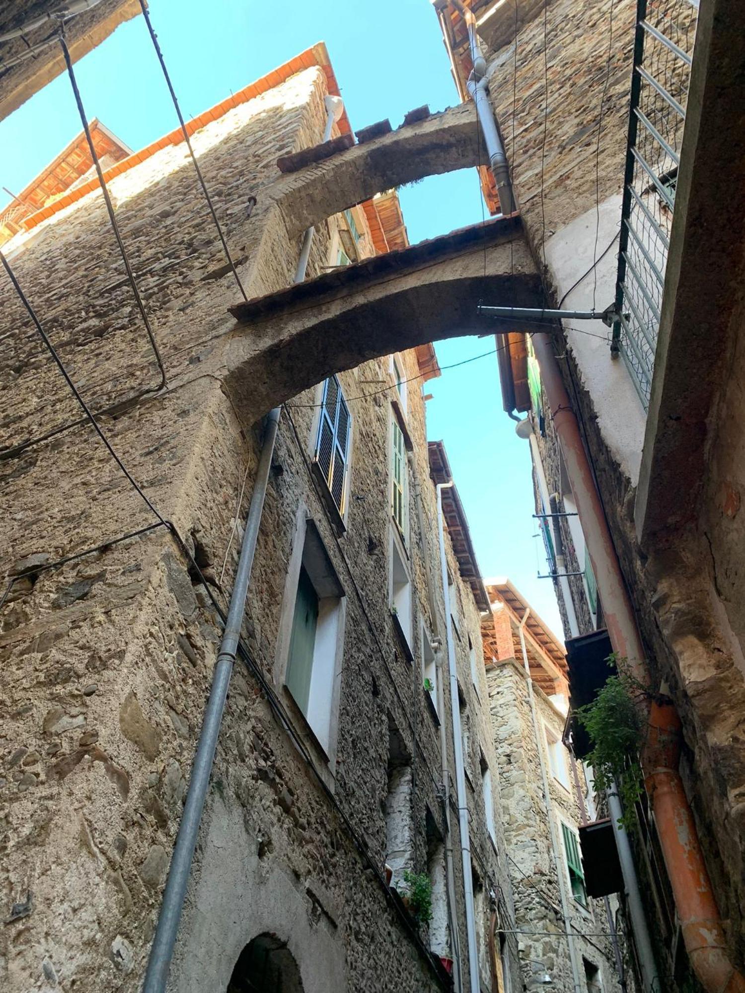 דירות דולצ'אקווה Casa Eva מראה חיצוני תמונה